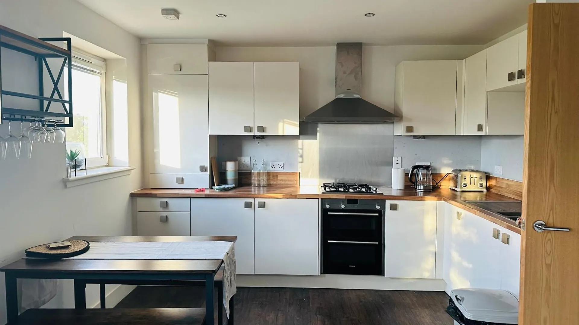 Stunning 2 Bedroom Flat In Edinburgh 0*,  United Kingdom